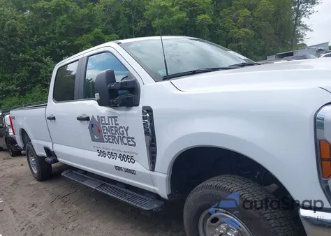 2024 Ford F-250 Xl из США, поврежденный, VIN 1FT7W2BA0REE47748